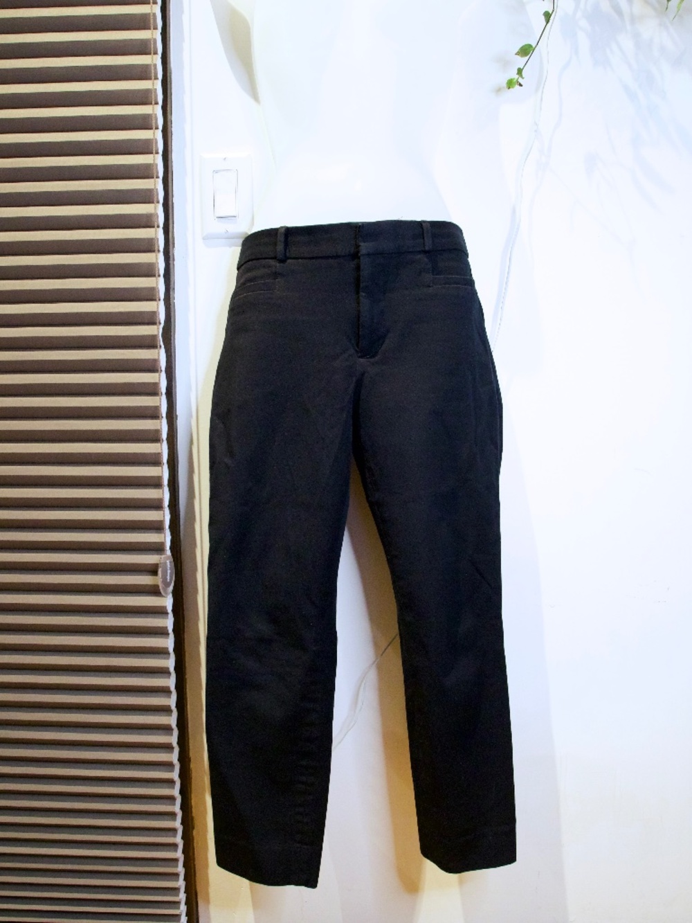 Banana Republic Sloan Slim Fit Mid Rise Dress Pants, Size 4 Short